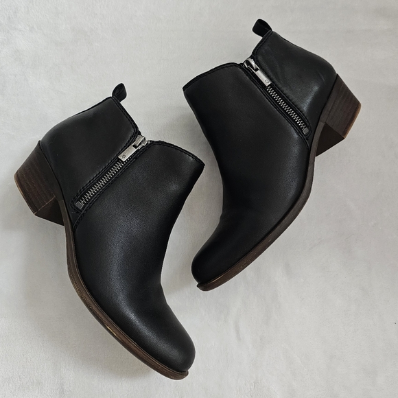 Lucky Brand Black Basel Smooth Leather Side Zip Block Heel Booties - Picture 11 of 15
